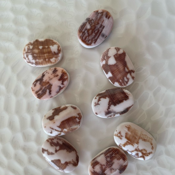 9 Pretty Oblong Brown and White Plastic Beads for Jewelry Craft Making - Picture 8 of 8